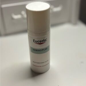 Eucerin DermoPure Mattifying Fluid - White